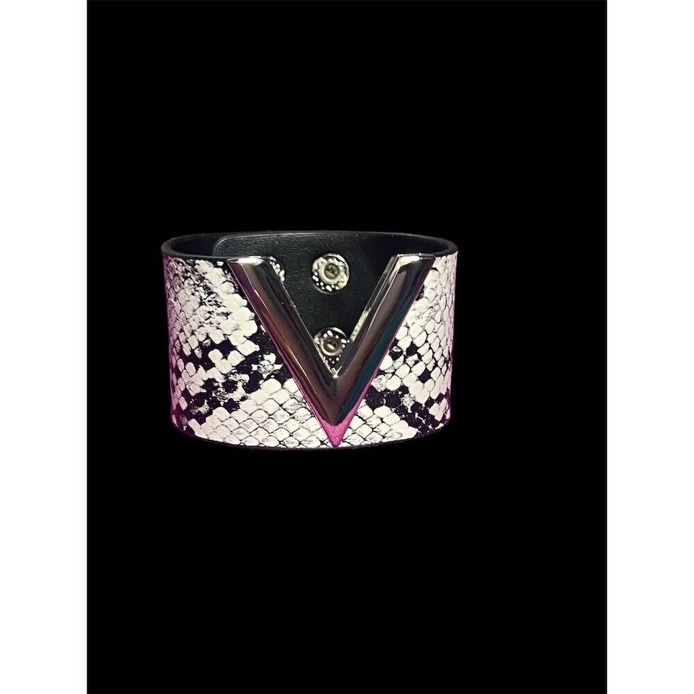 Fashionable Snake Print Faux Leather Wide Cuff Bracelet with V Logo - Picture 9 of 11
